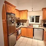 3bedroom With Pool, Garden & Sunset *
