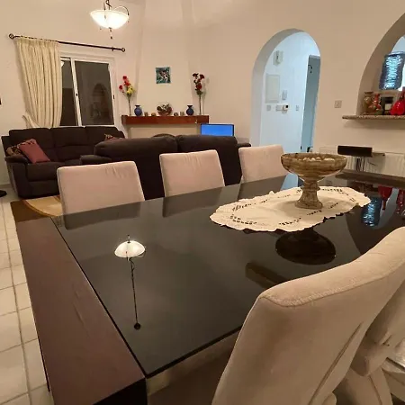 Villa Luxury 3bedroom With Pool, Garden & Sunset